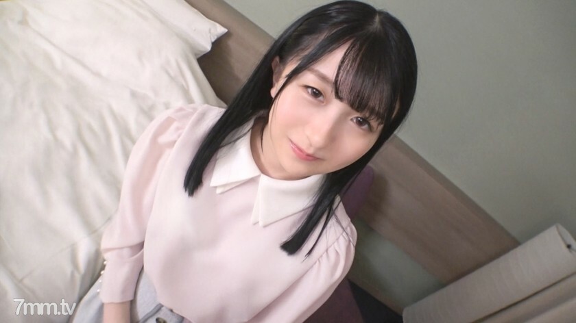 SIRO-4463第一枪白皙美乳纯系她的傻逼和同校学长约会的纯系女友紧张地出现在AV中被纯白蓬松的美乳抚摸著假装没感觉网上AV申请AV体验拍摄1507